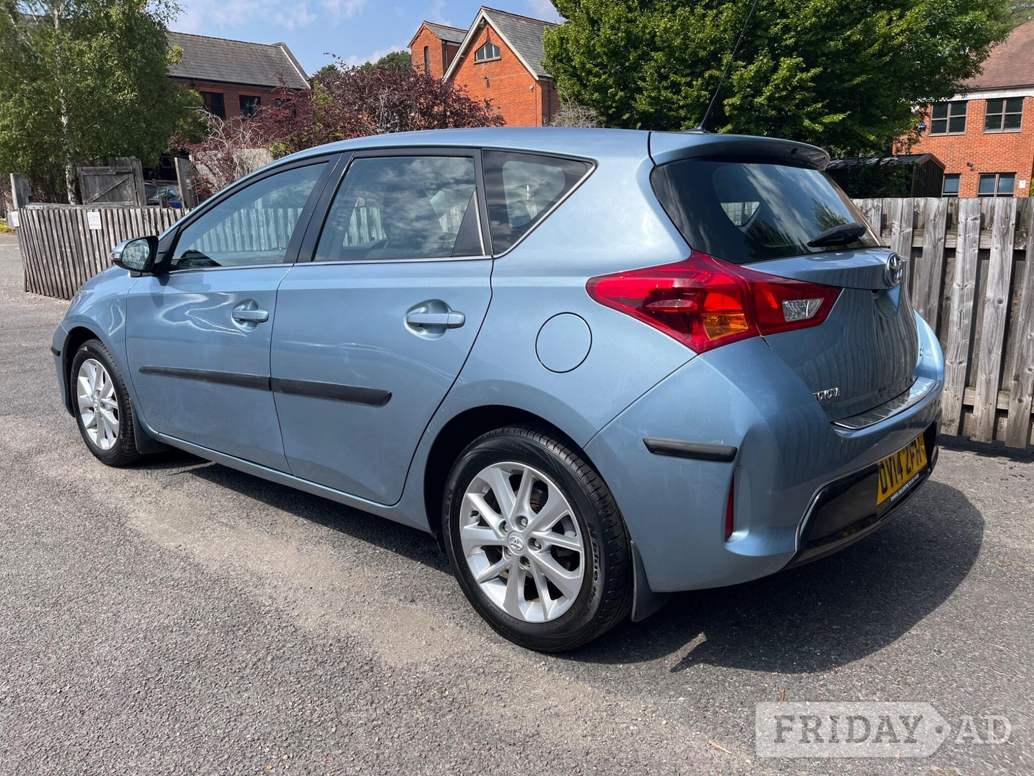 [ berth ]Toyota Auris