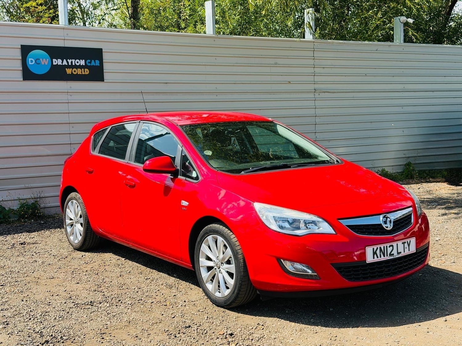 [ berth ]Vauxhall Astra