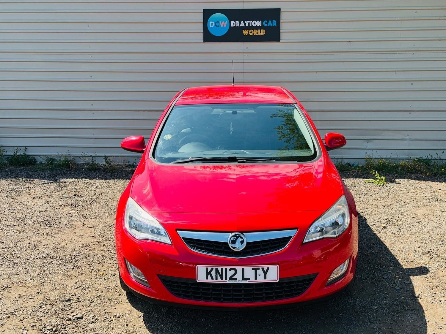 Vauxhall Astra 2012 - Cars