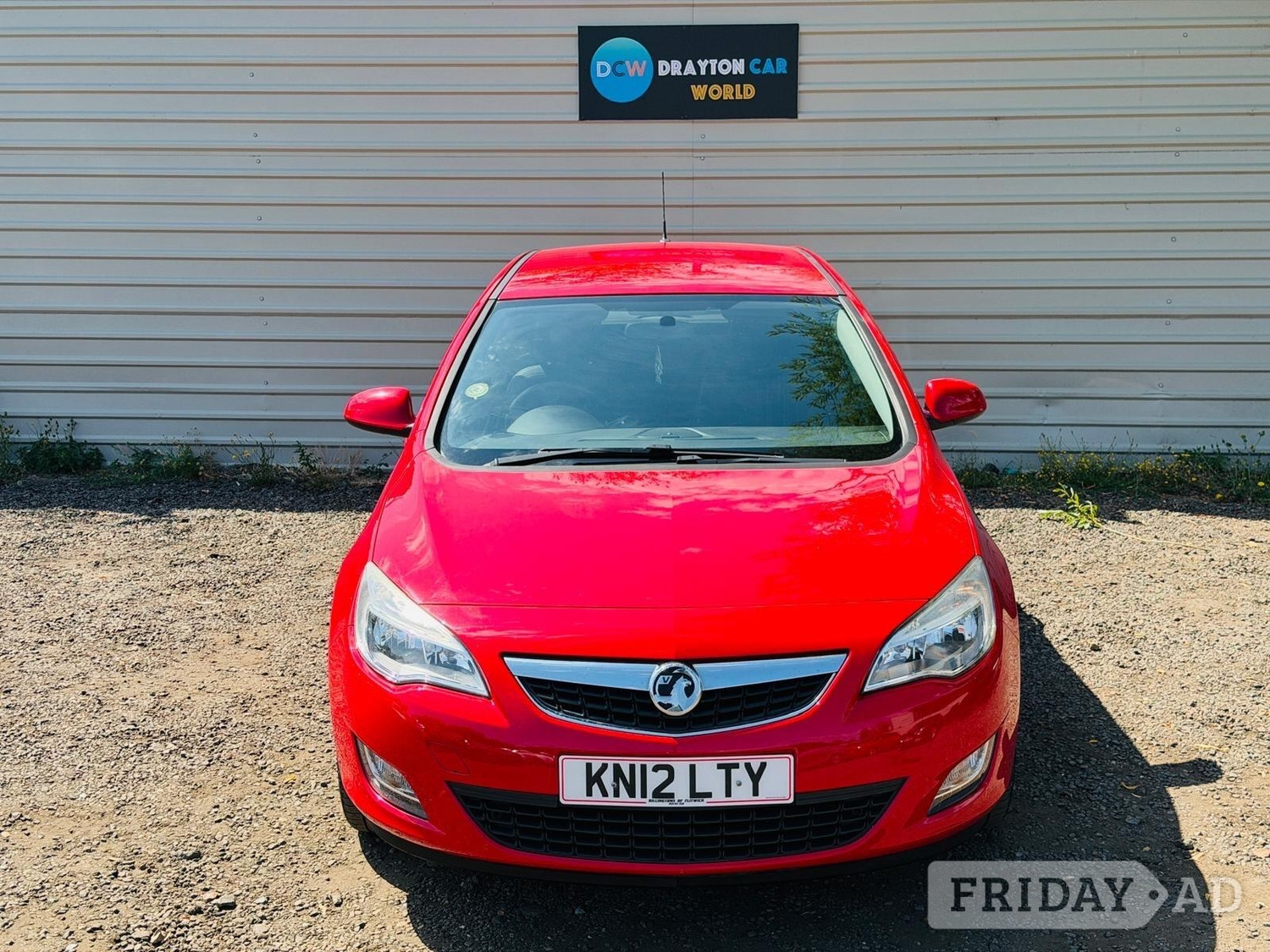Vauxhall Astra 2012 - Cars