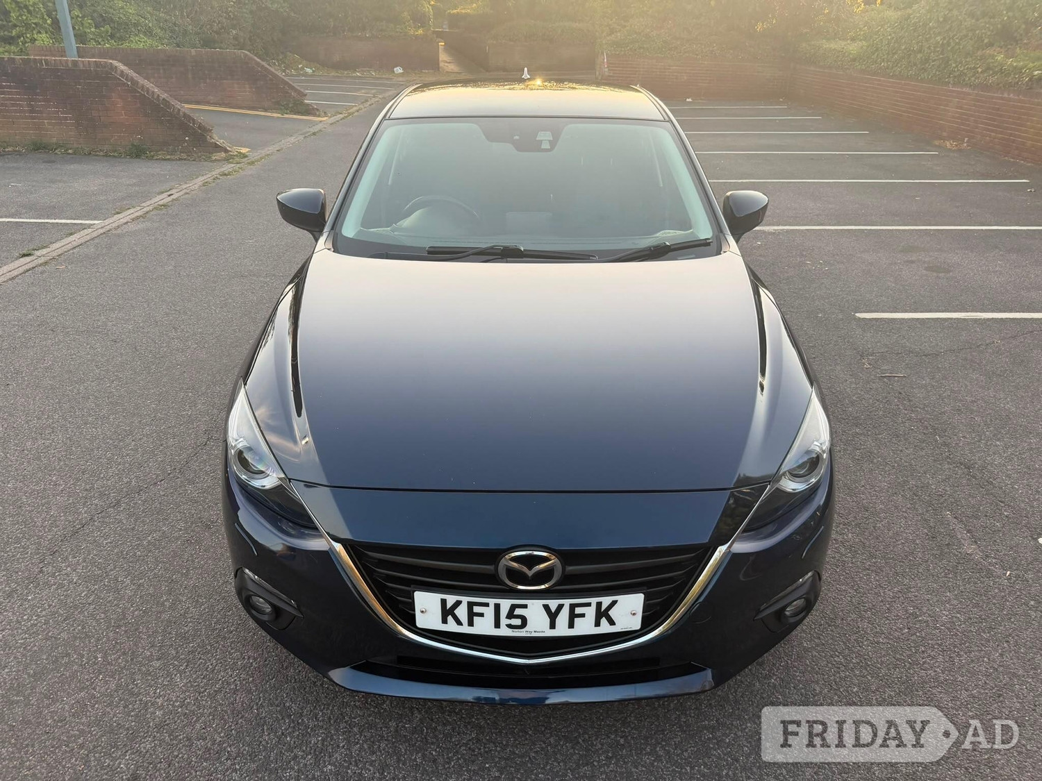Mazda 3 2015 - Cars in Hayes