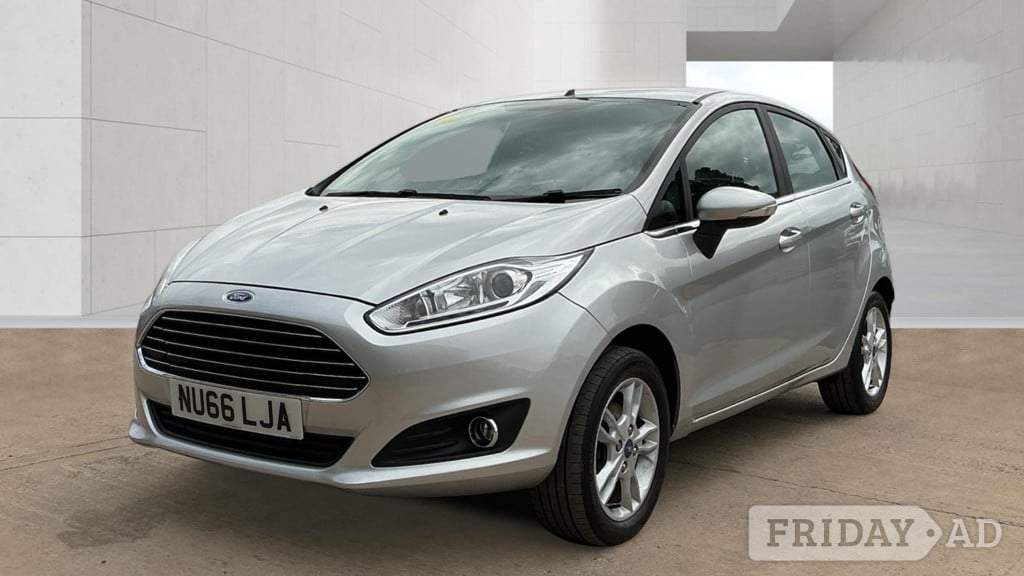 [ berth ]Ford Fiesta