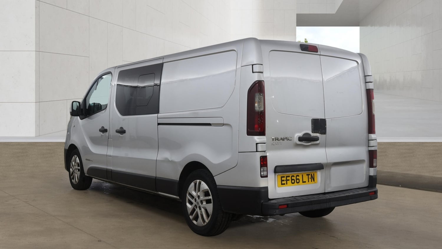 Renault Trafic 2017 - Vans & Commercial Vehicles in Kettering