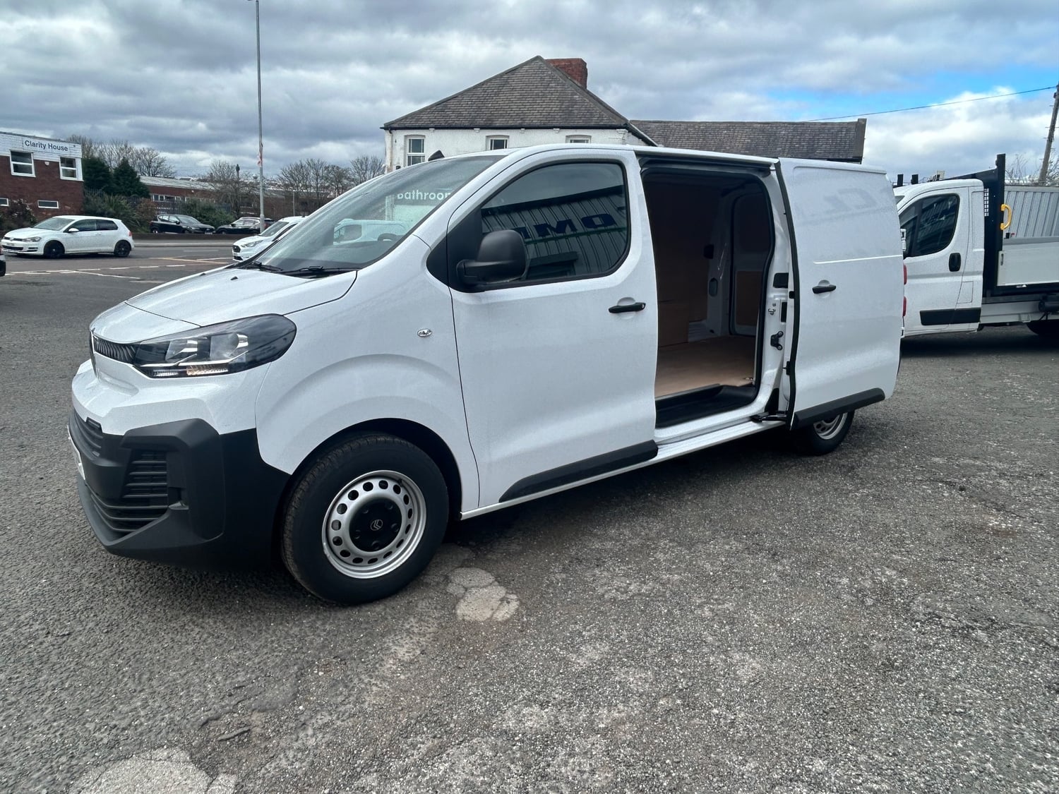 Citroen Dispatch 2025 - Vans & Commercial Vehicles