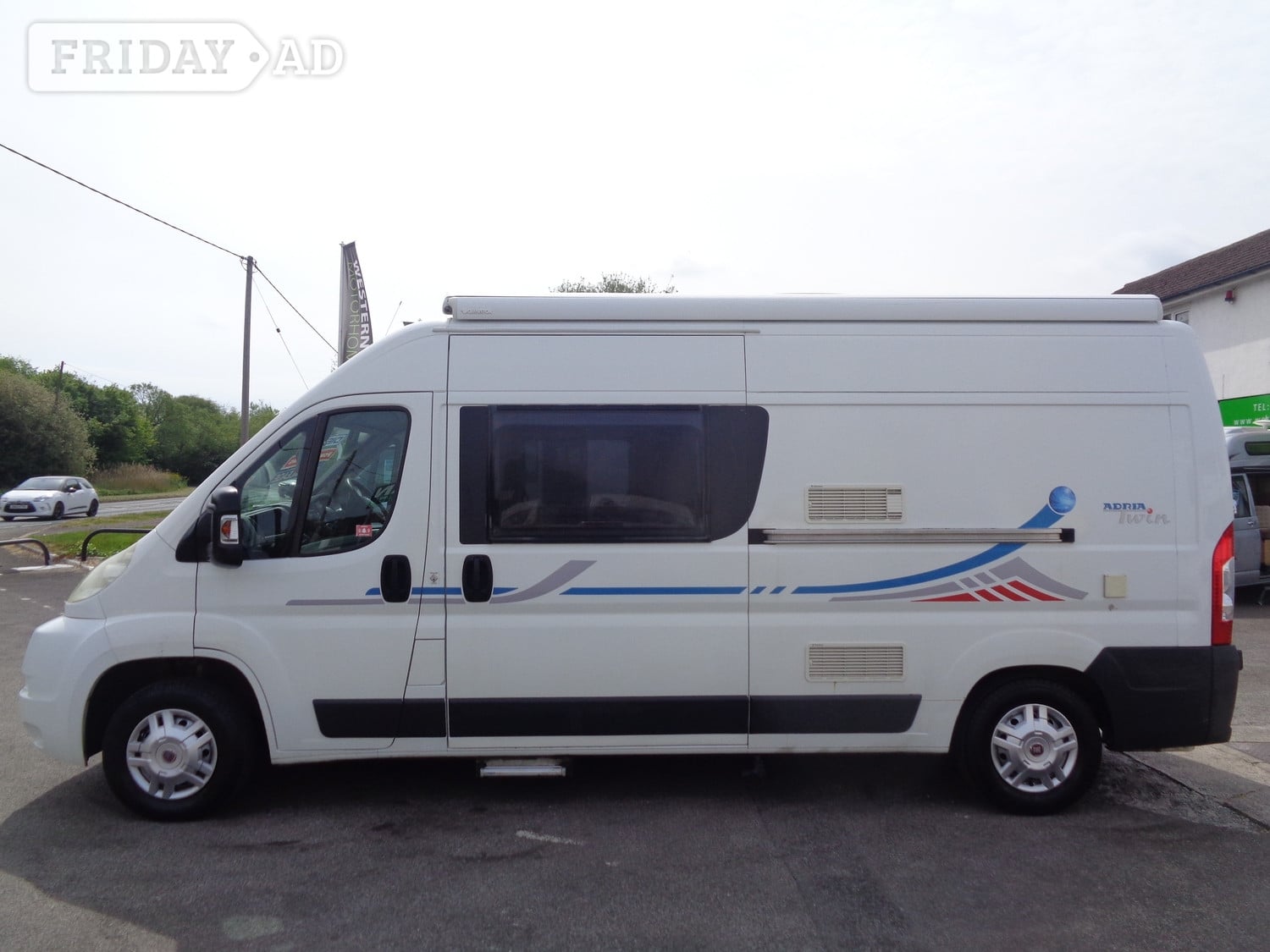 [ berth ]Adria Twin