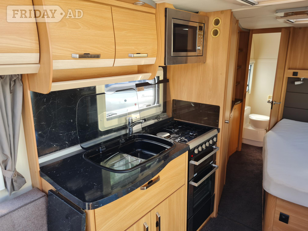 [4 berth ]Knaus StarClass 560