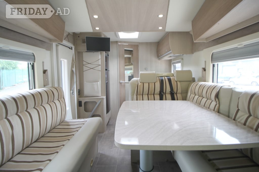 [4 berth ]Burstner IXEO