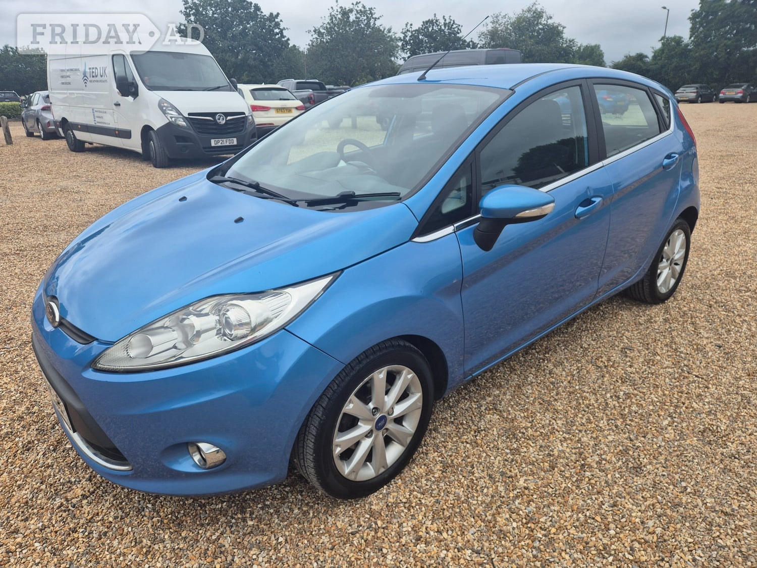 [ berth ]Ford Fiesta