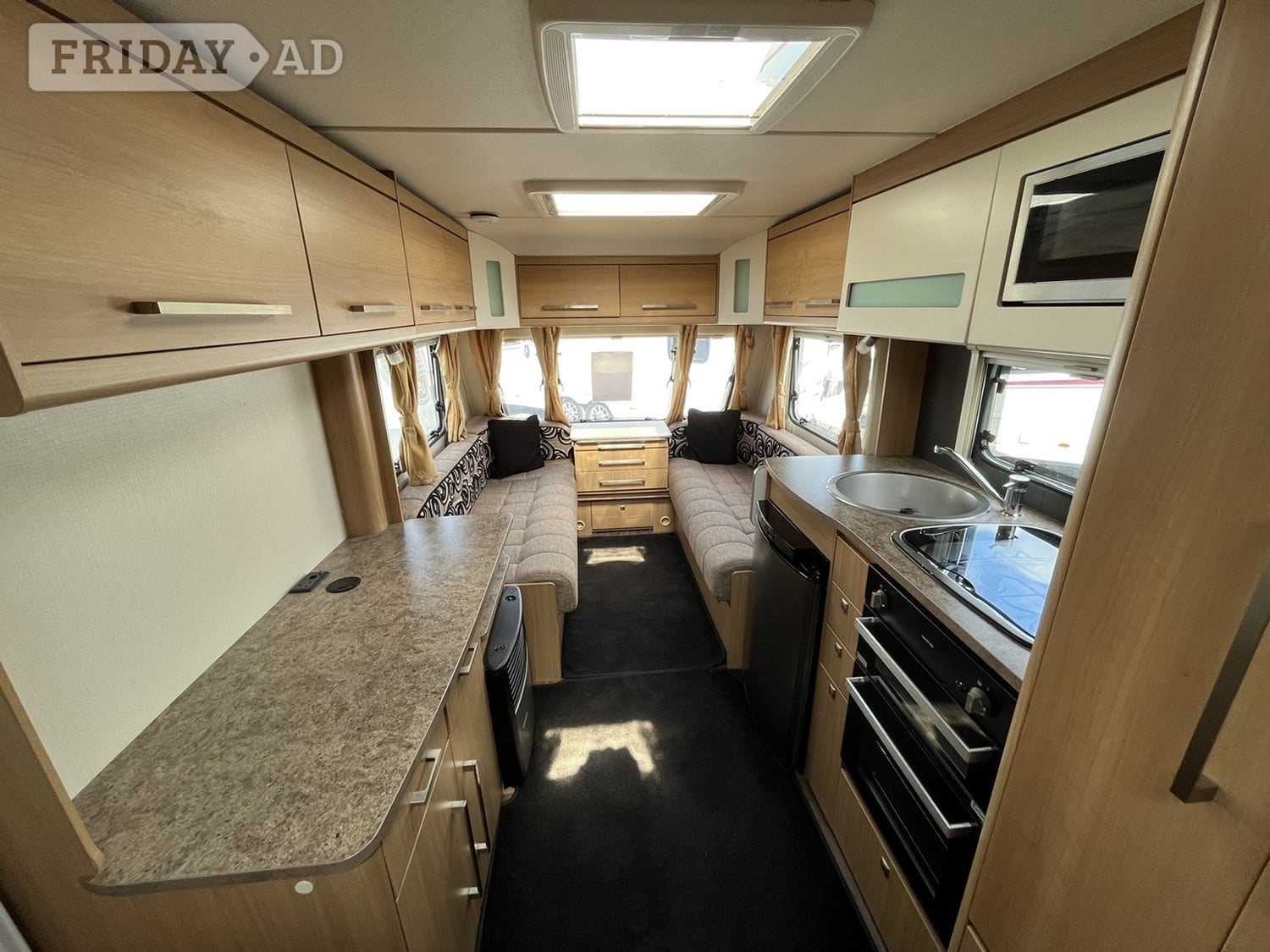 [ berth ]Elddis Avante 554