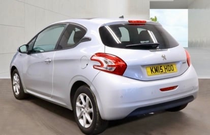[ berth ]Peugeot 208