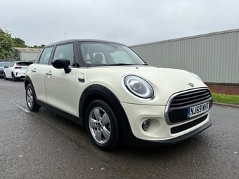 Mini Hatch 2019