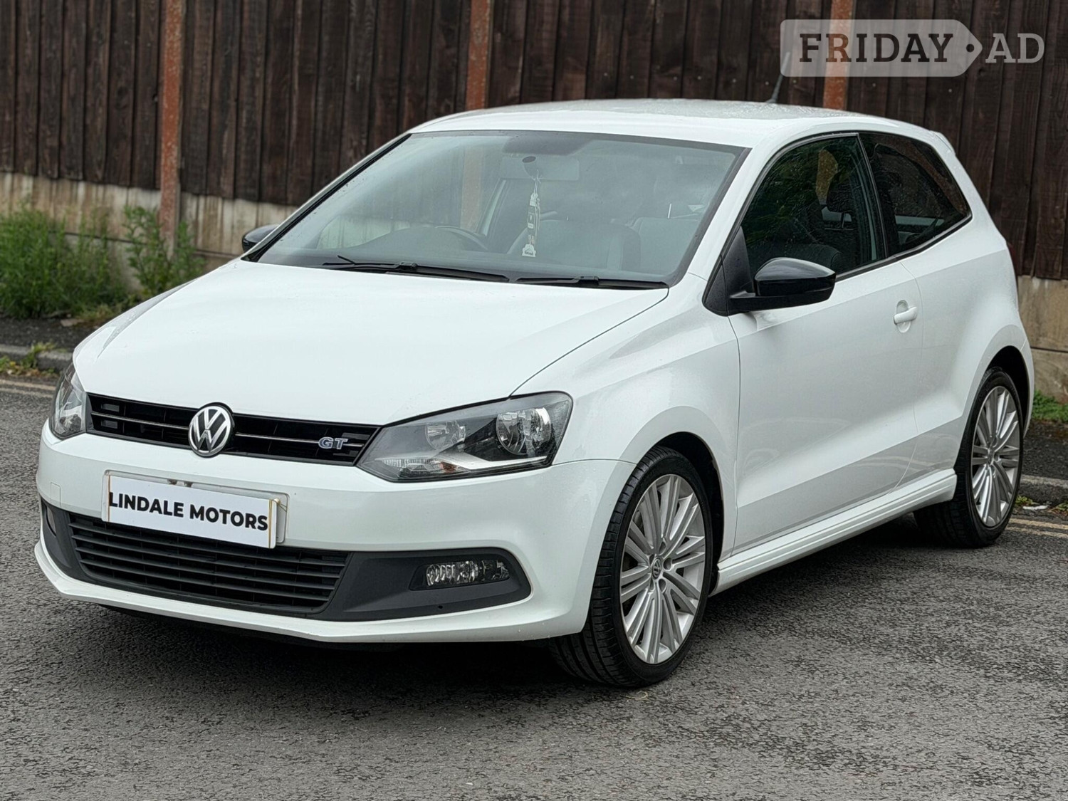 Volkswagen Polo 2016 - Cars