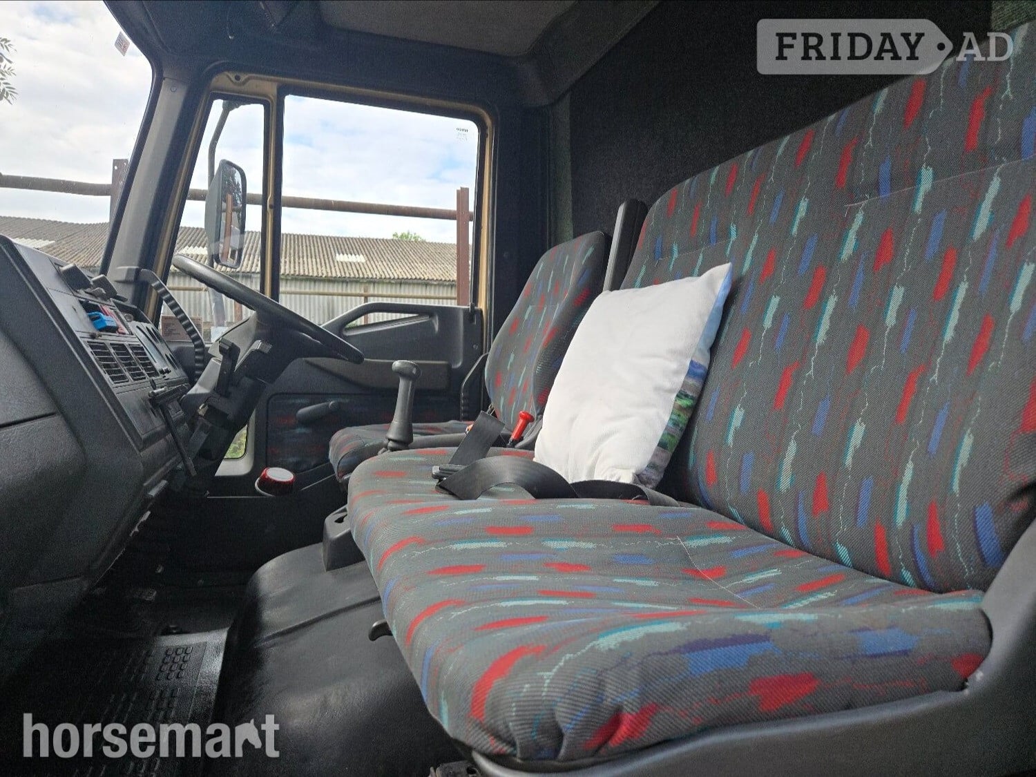 Minster  Iveco Horsebox - Trailers & Horseboxes