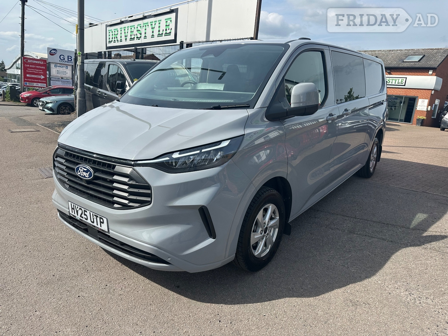 Ford Transit Custom 2025 - Cars in Dunstable