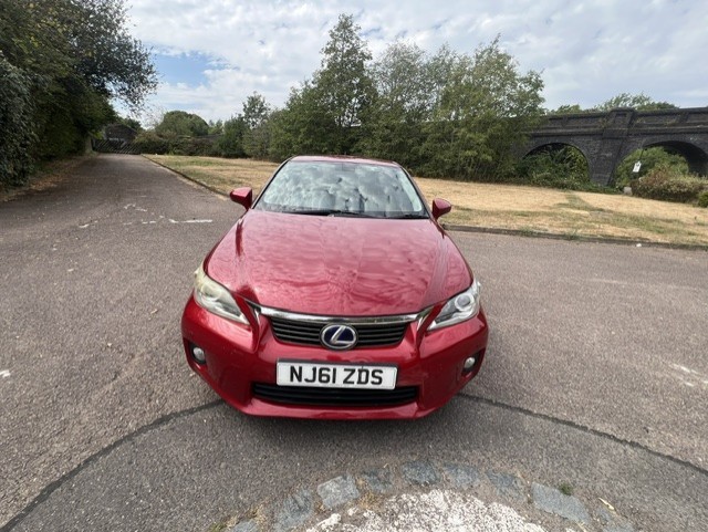 [ berth ]Lexus CT
