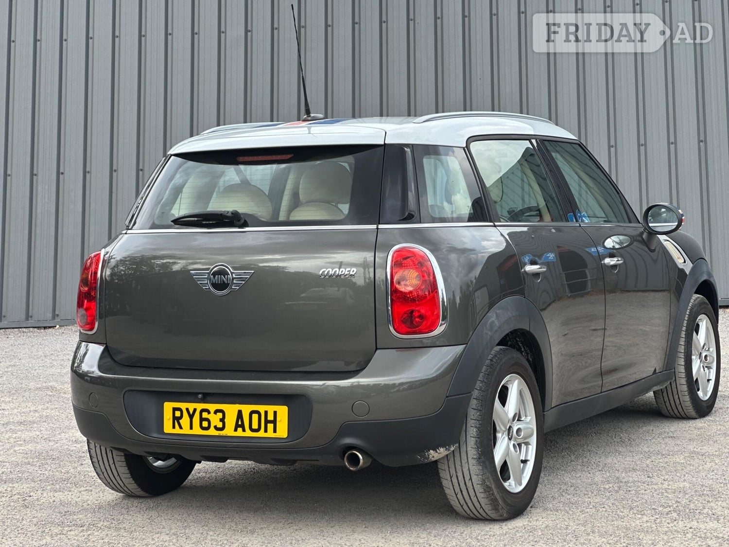 [ berth ]Mini Countryman