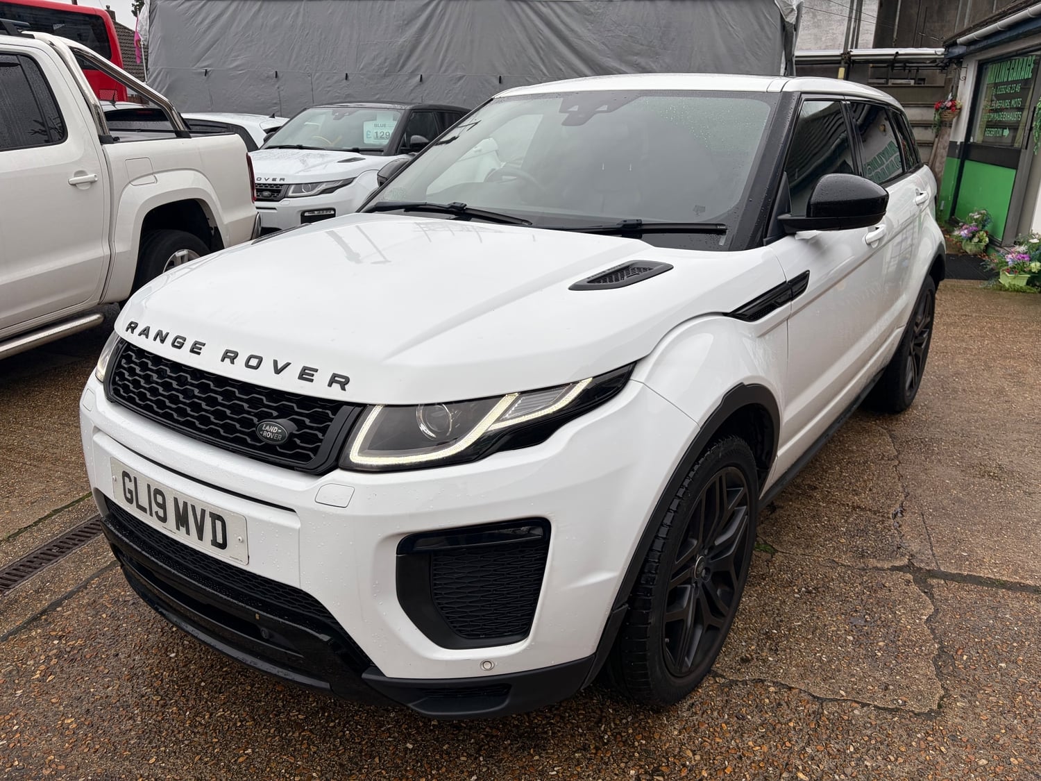 [ berth ]Land Rover Range Rover Evoque