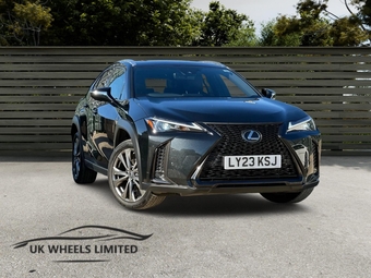 Lexus UX 2023
