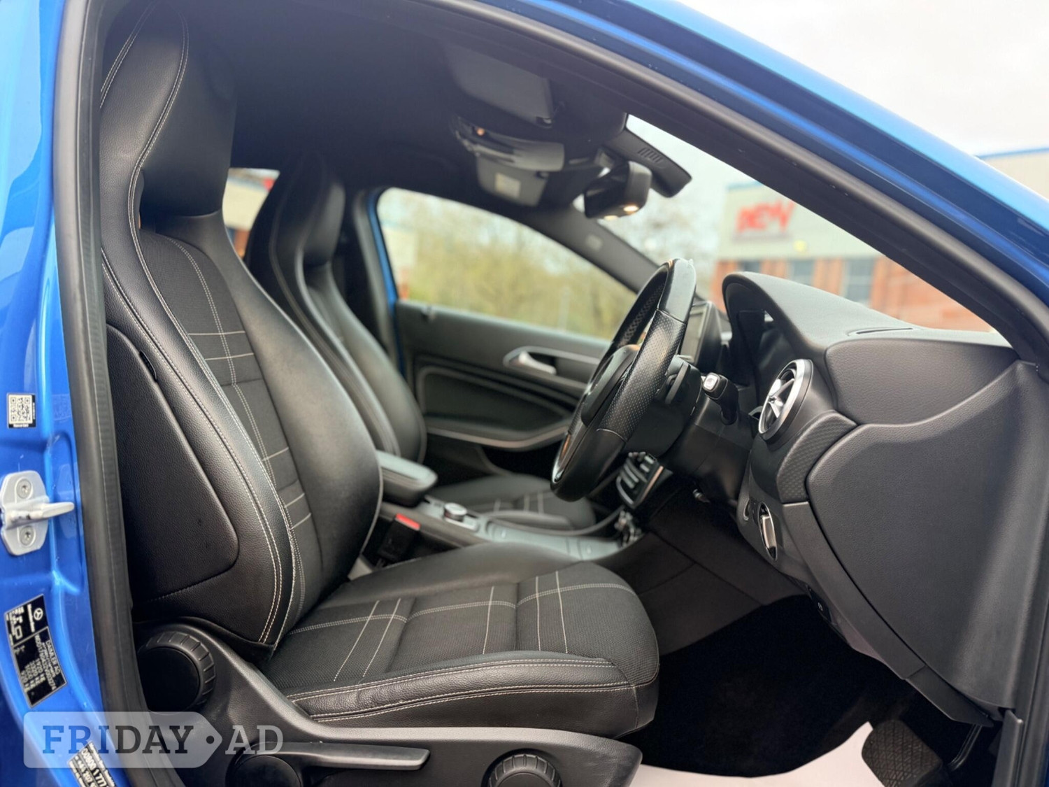 [ berth ]Mercedes-Benz A Class