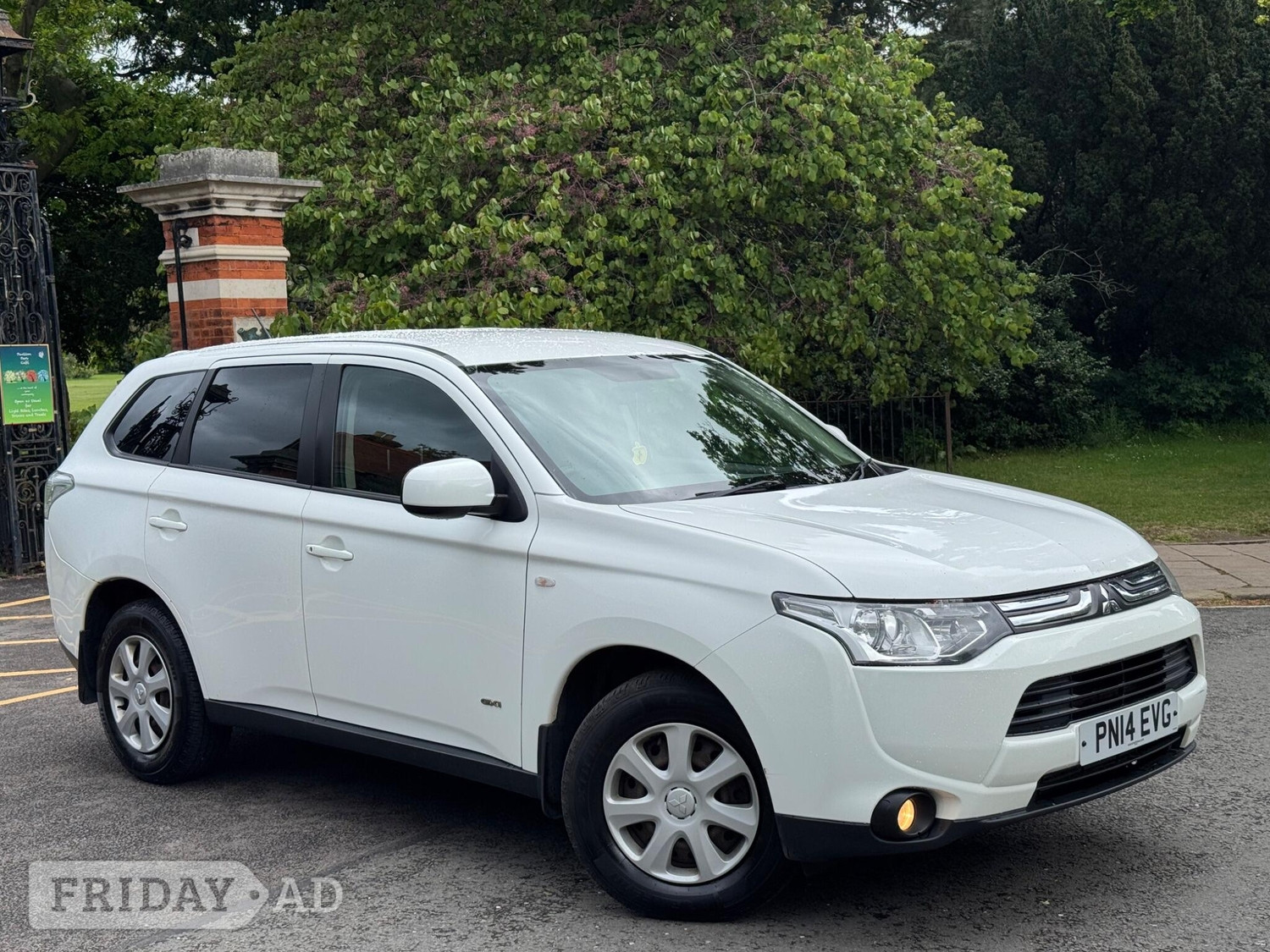 Mitsubishi Outlander Bedford