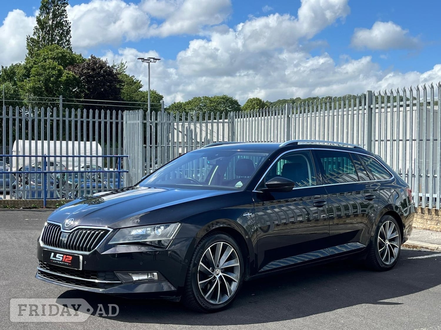 [ berth ]Skoda Superb