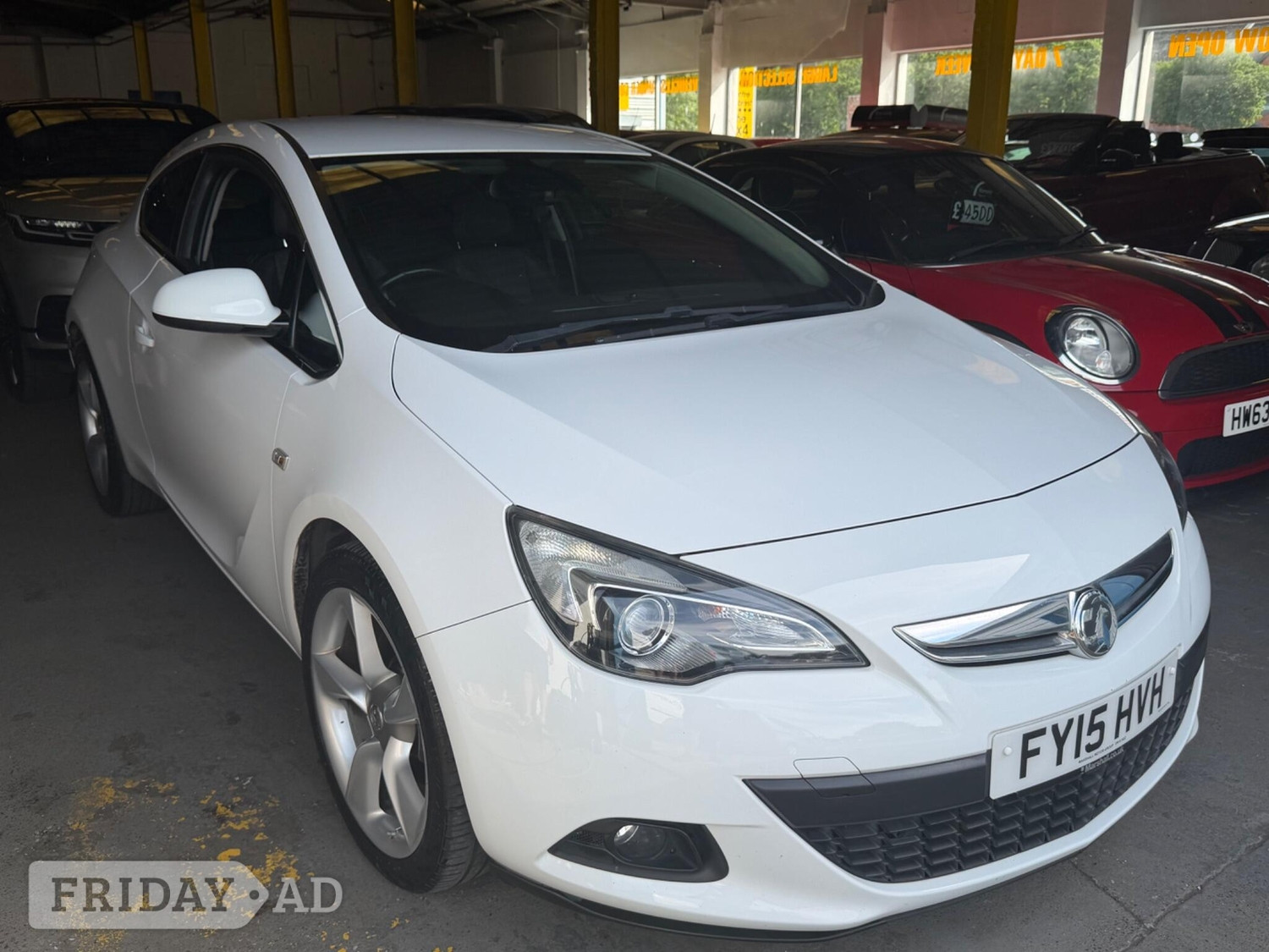 Vauxhall Astra 2015 in Pontypridd