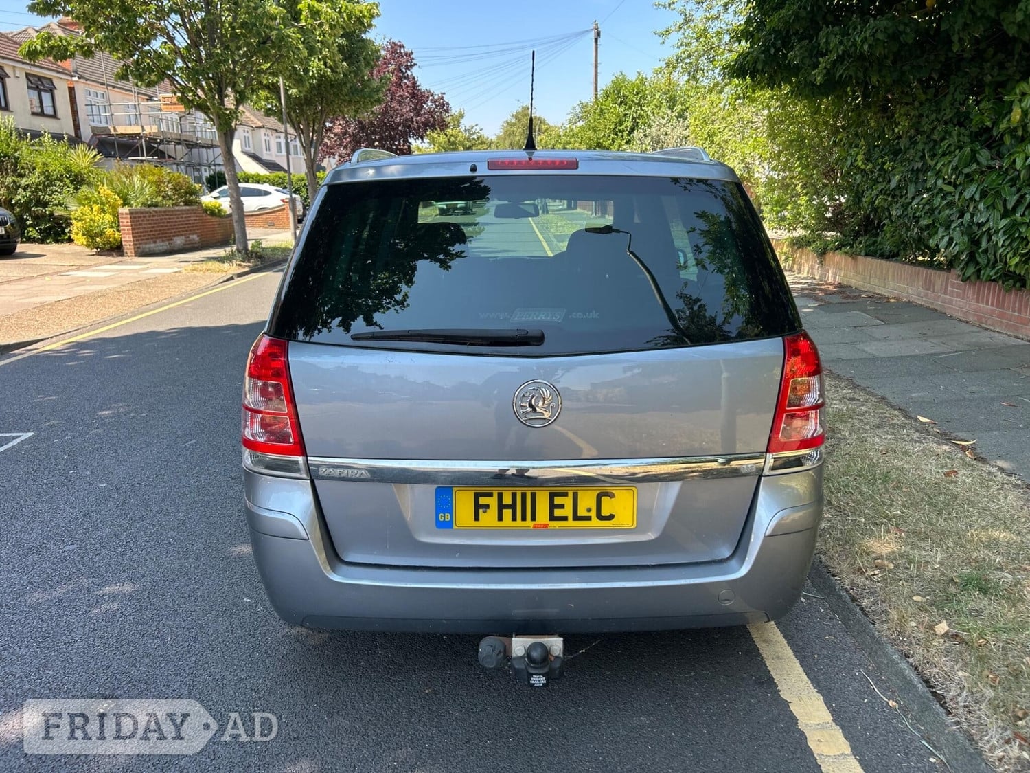 Vauxhall Zafira 2011 - Cars in Bexley