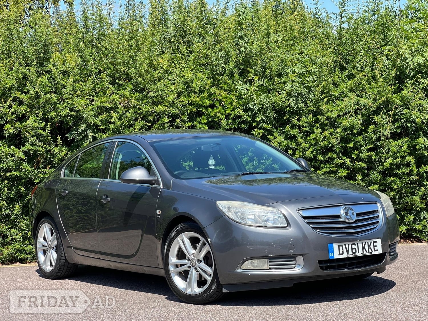 Vauxhall Insignia 2011 - Cars