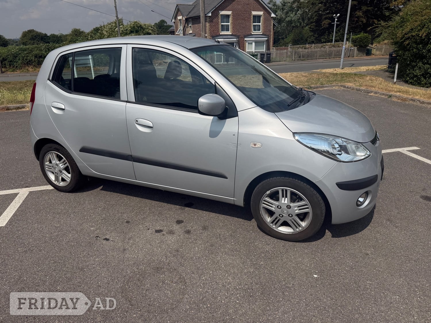 Hyundai i10 2010 - Cars in Portsmouth