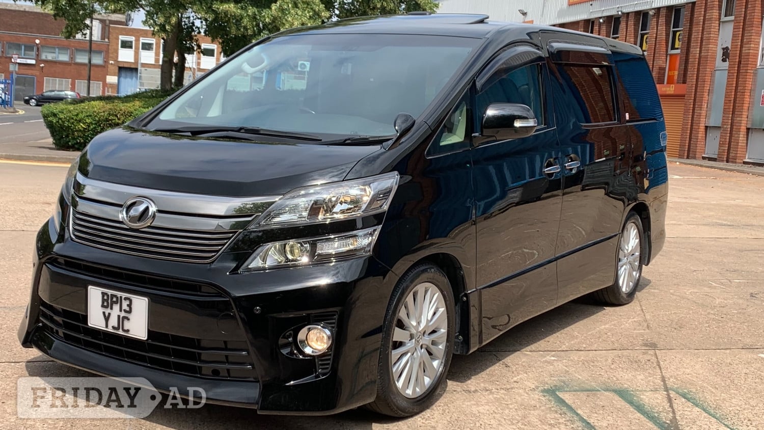 [ berth ]Toyota Vellfire