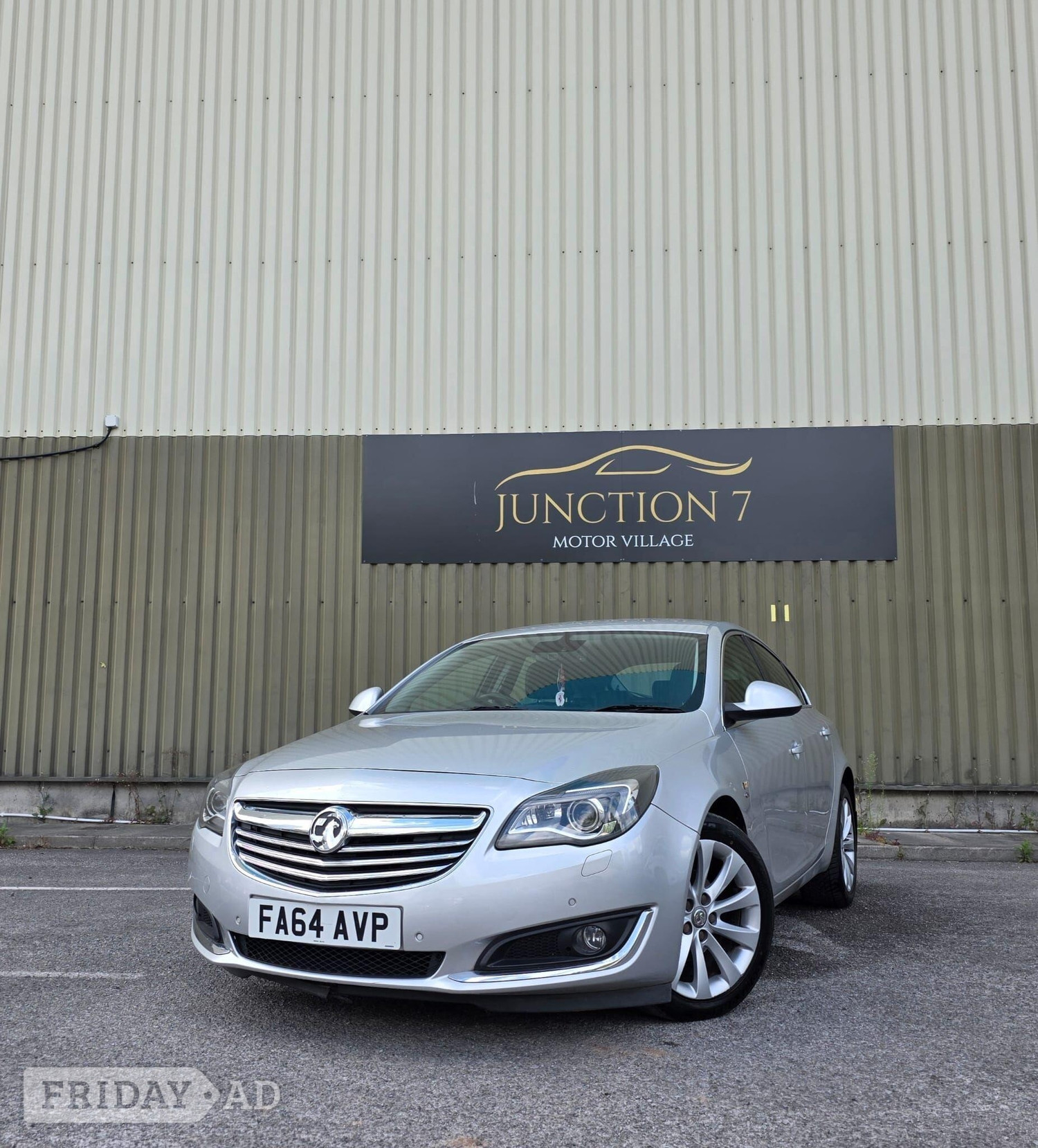Vauxhall Insignia 2015 in Accrington