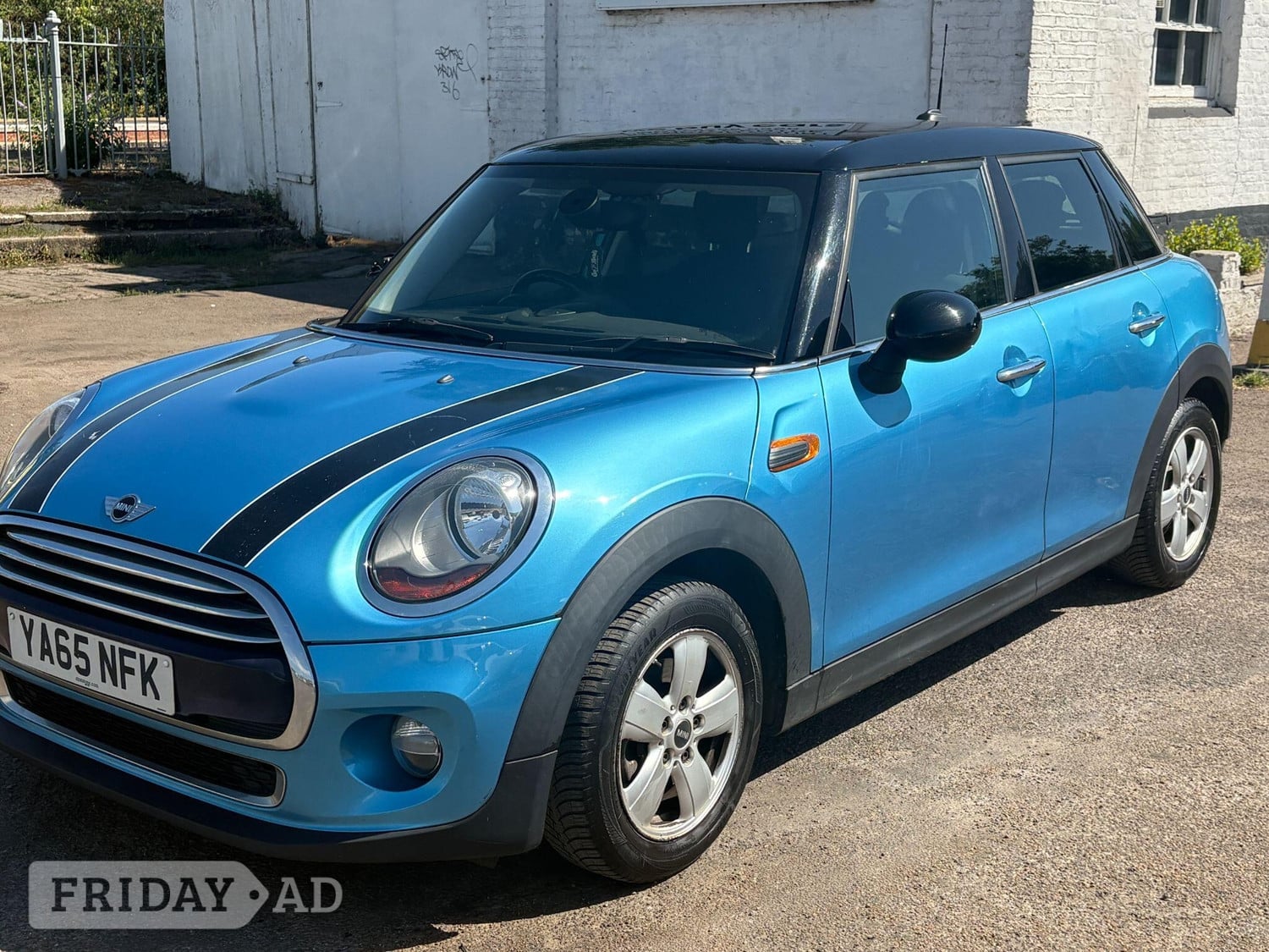 Mini Hatch East Molesey