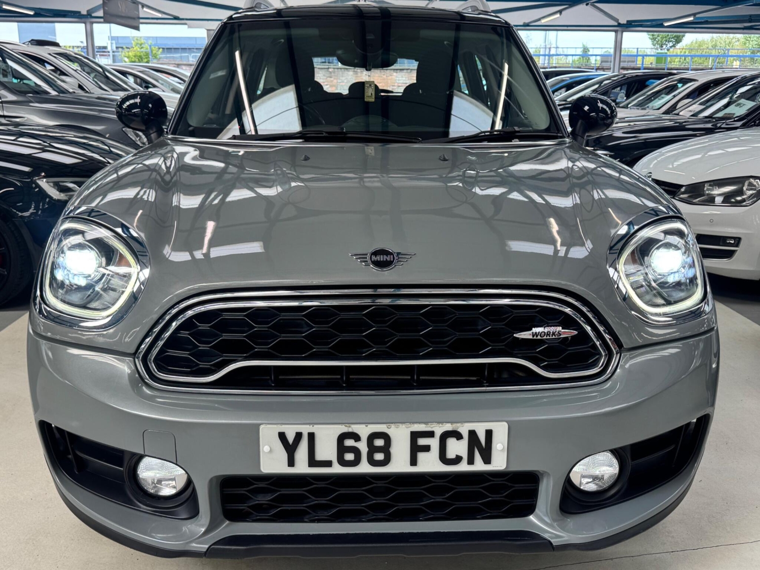 [ berth ]Mini Countryman