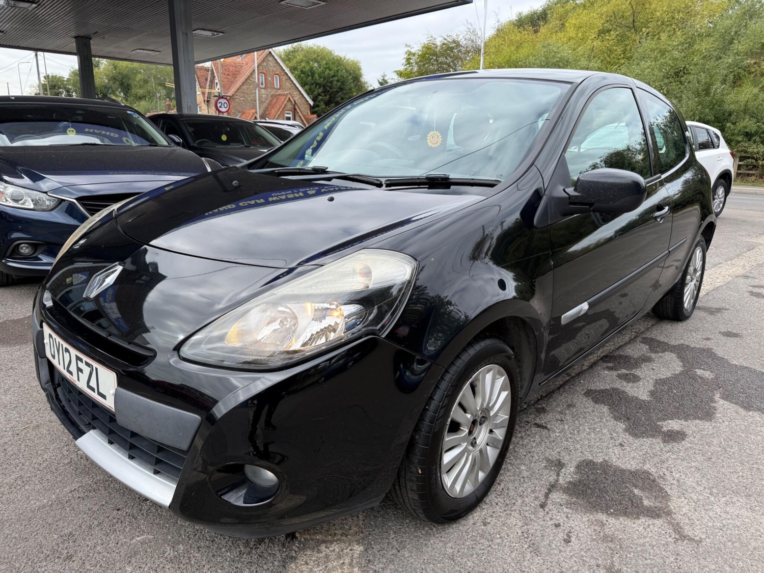 [ berth ]Renault Clio