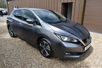 Nissan LEAF 2021