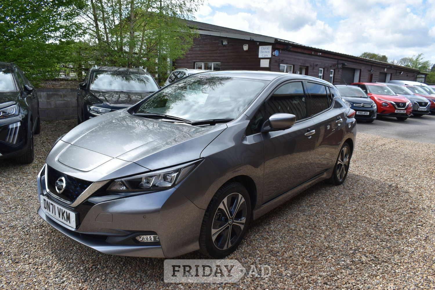 [ berth ]Nissan LEAF