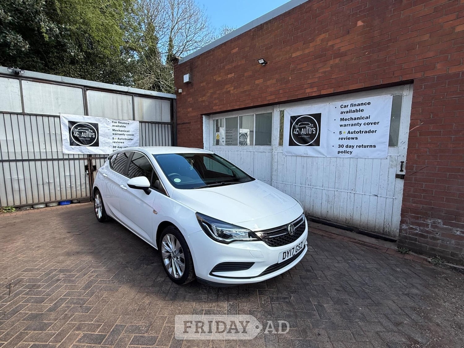 Vauxhall Astra 2017 - Cars