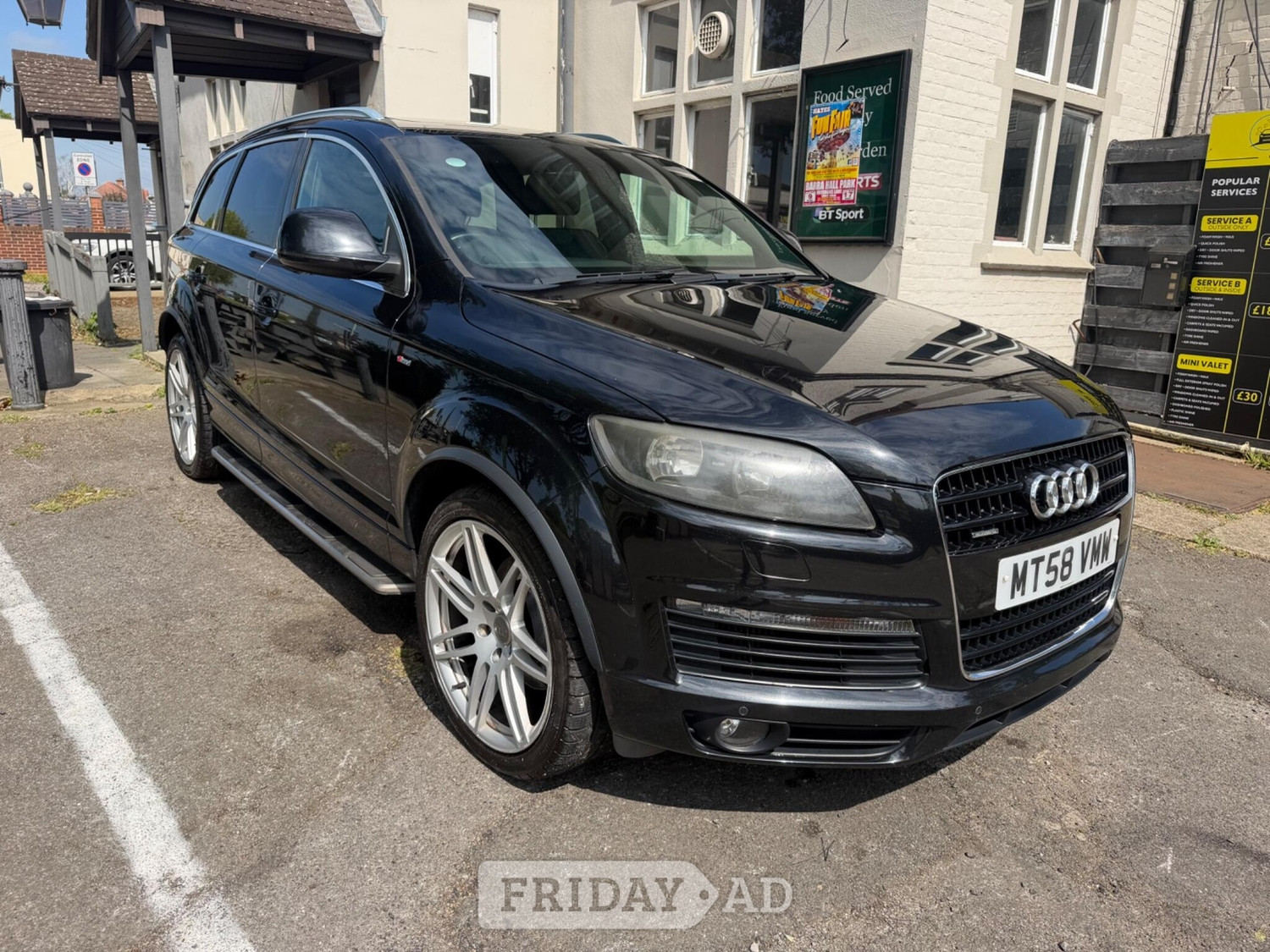 Audi Q7 2009 in Uxbridge