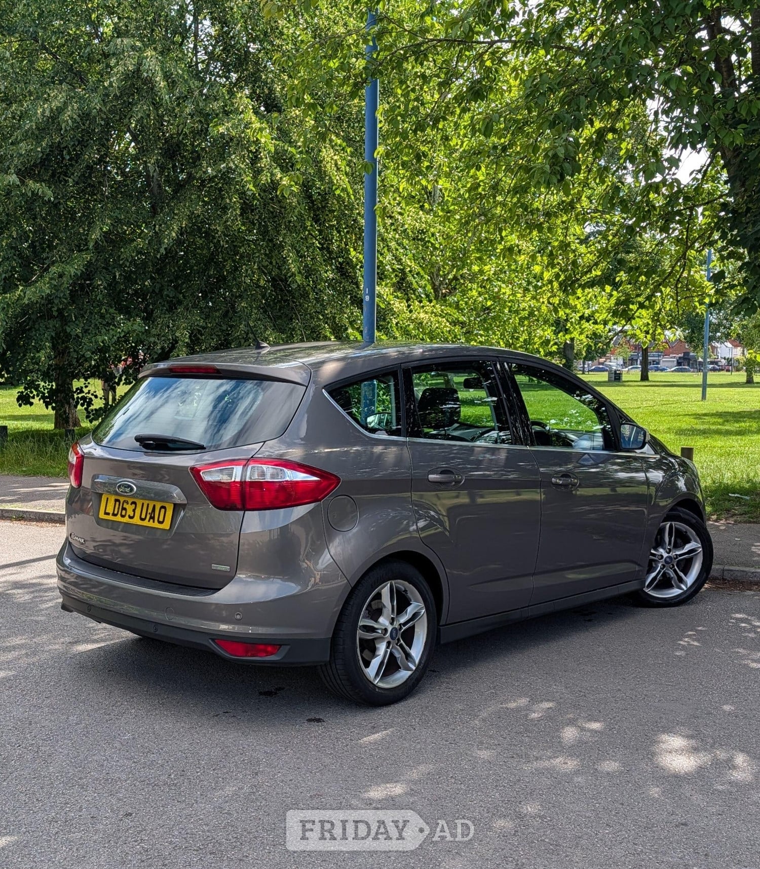 [ berth ]Ford C-MAX