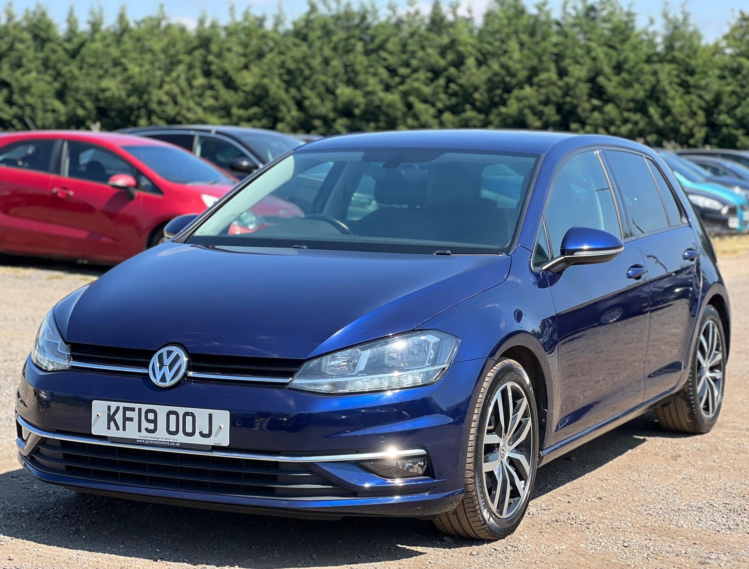 Volkswagen Golf 2019 - Cars