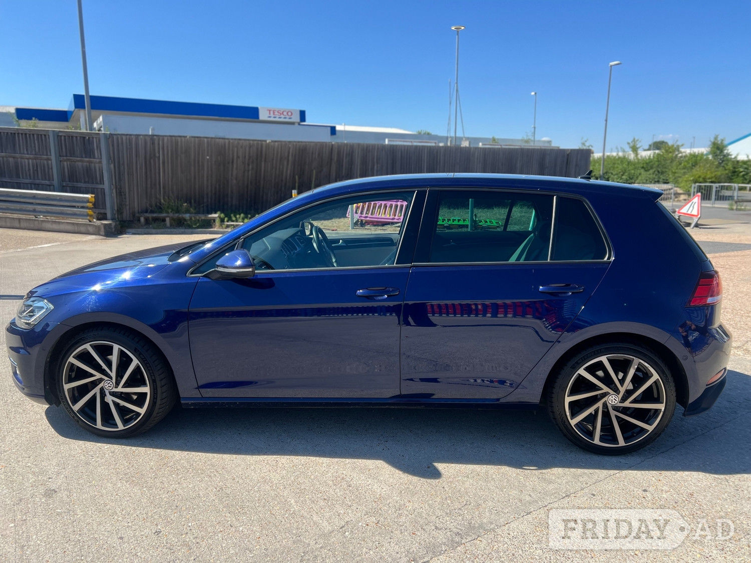 Volkswagen Golf 2018 - Cars