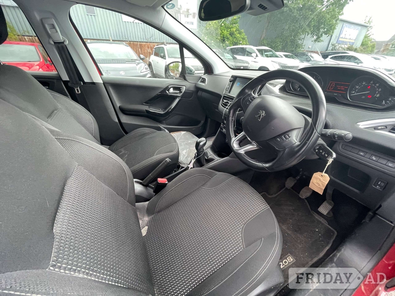 Peugeot 208 2019 - Cars in Portsmouth