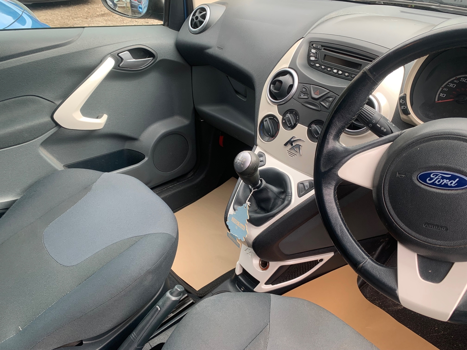 [ berth ]Ford Ka