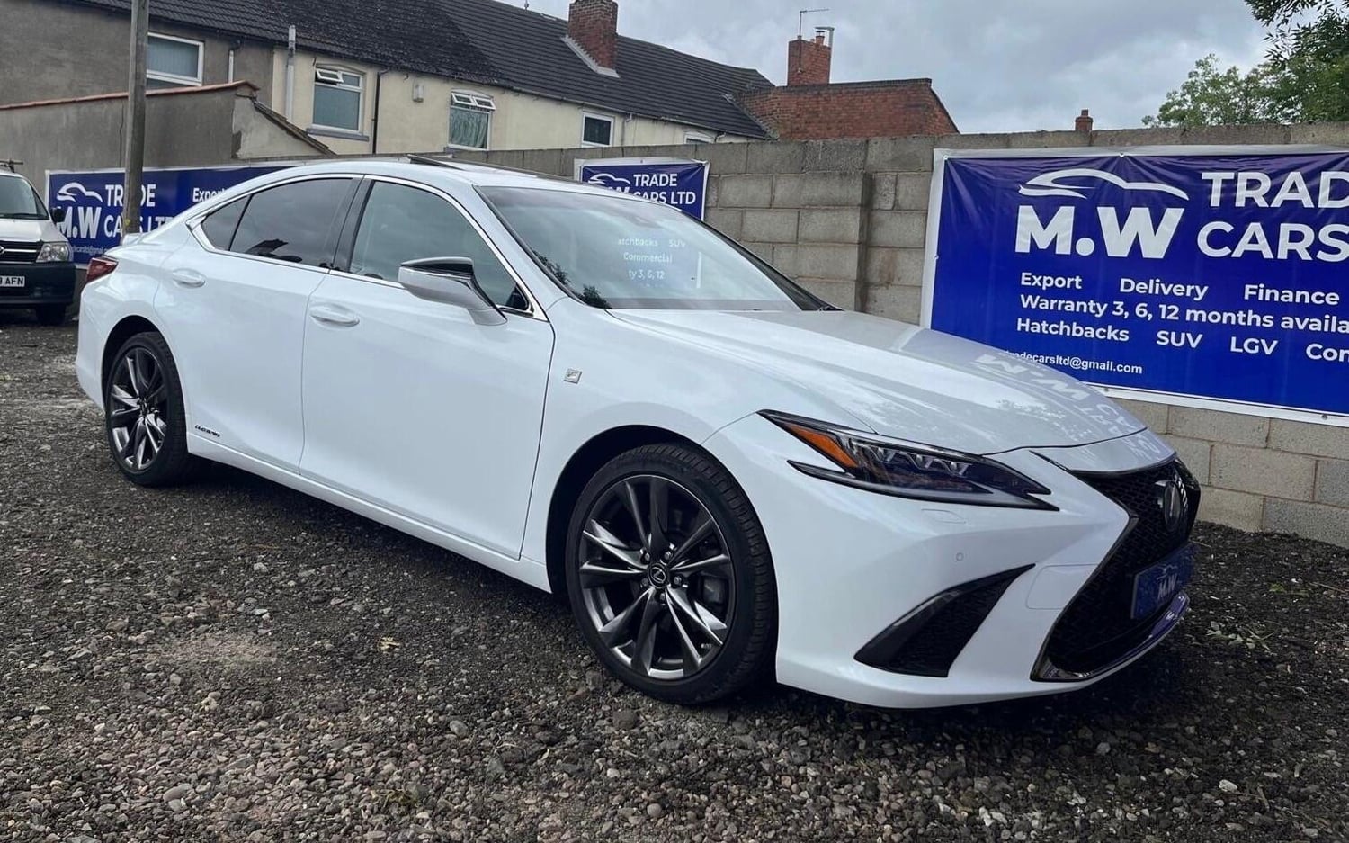 [ berth ]Lexus ES