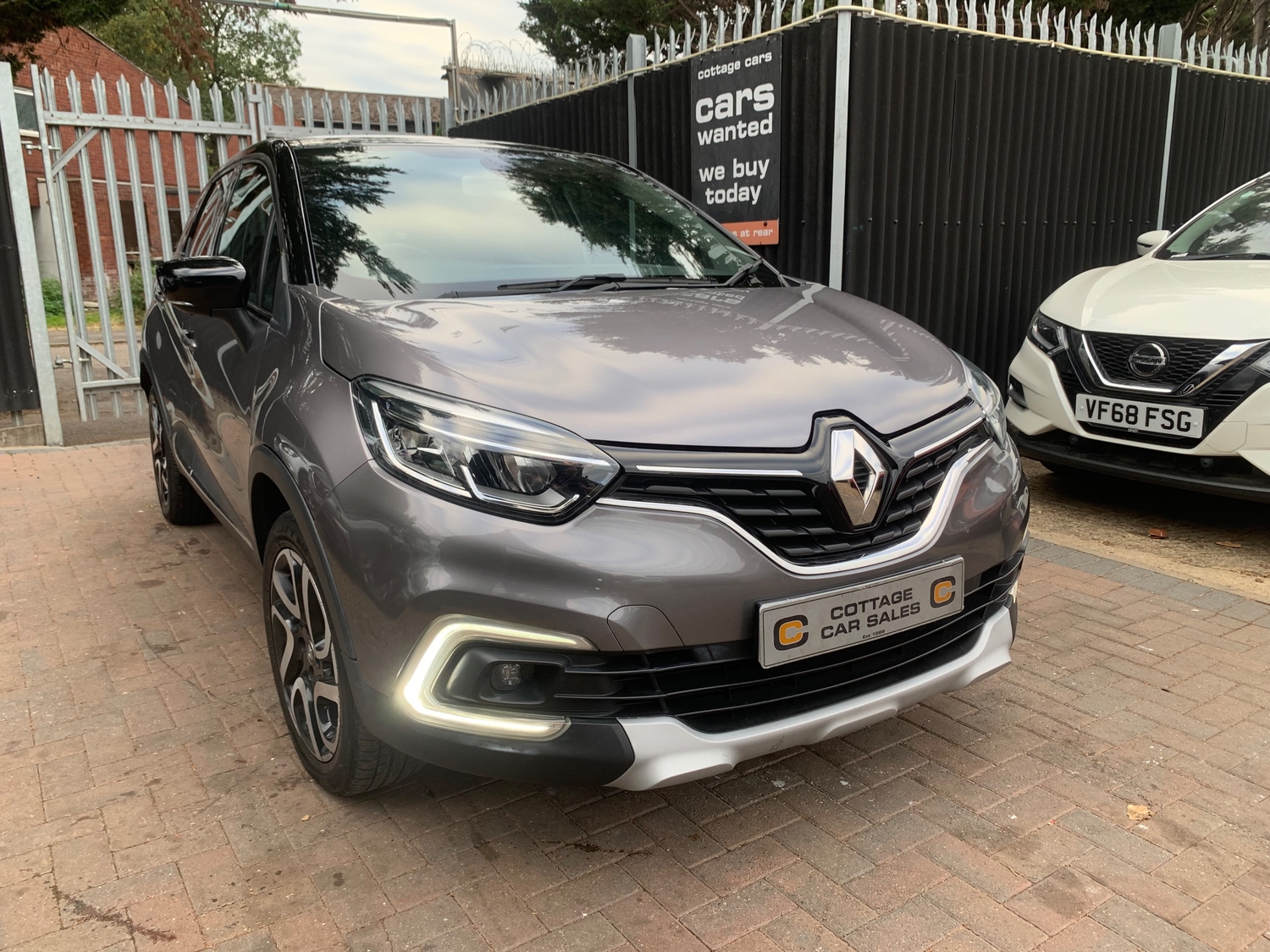 Renault Captur Hayes