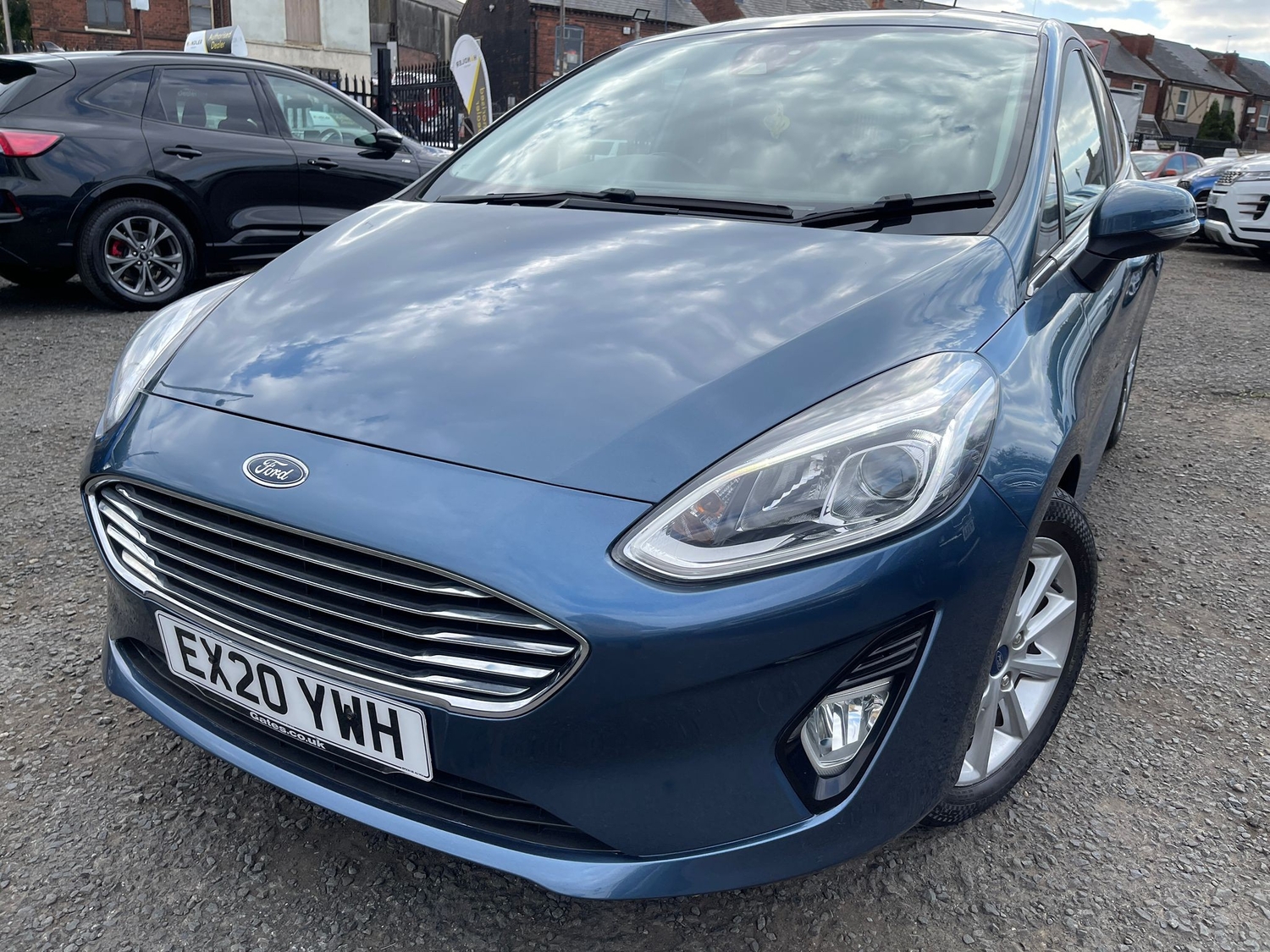 [ berth ]Ford Fiesta