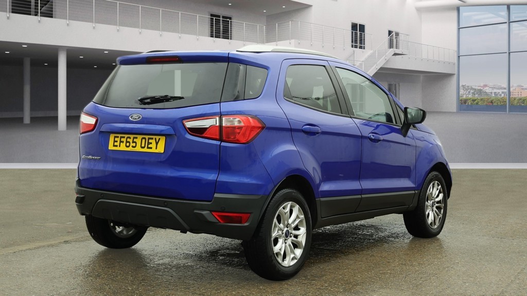 [ berth ]Ford Ecosport