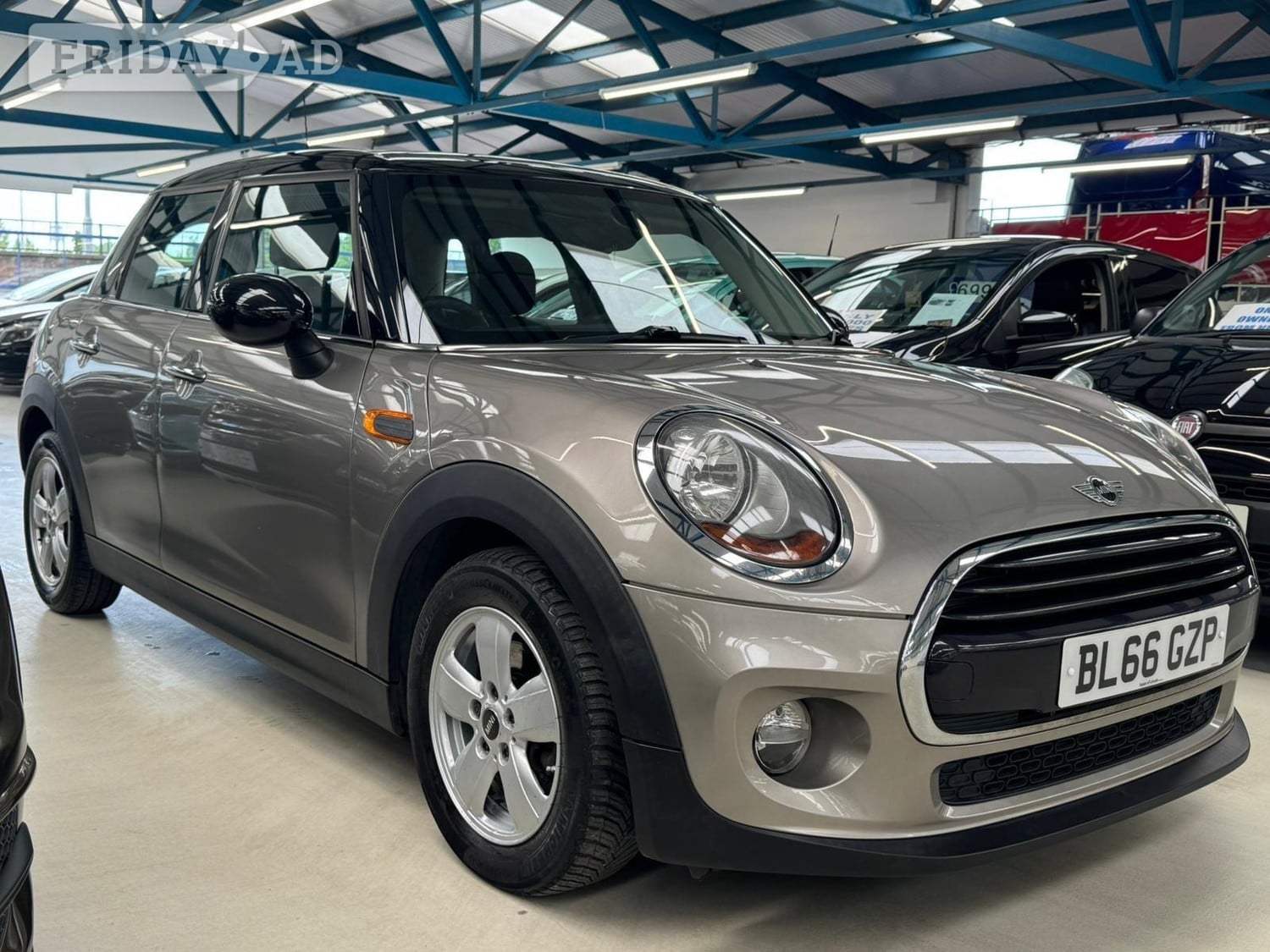 [ berth ]Mini Hatch