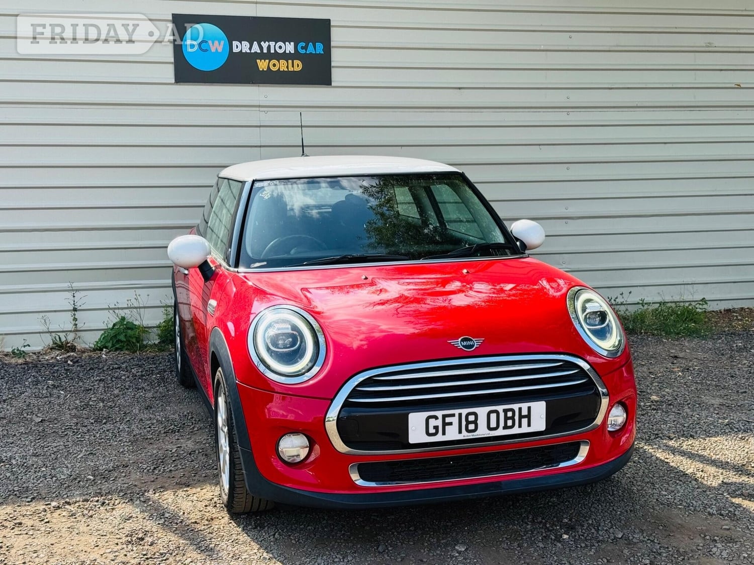 Mini Hatch 2018 in Hillingdon