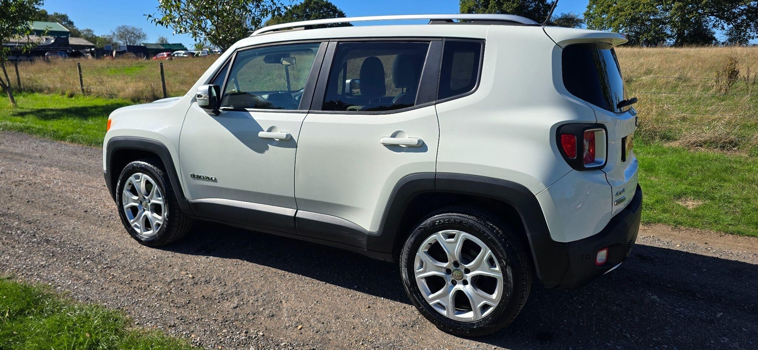 Jeep Renegade 2016 - Cars